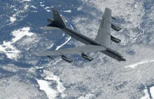 Amerykanie odpowiedzieli Rosjanom. Strategiczne B-52 przeleciały rosyjską trasą.
