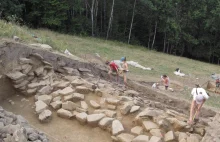 Archeolodzy odkryli monumentalne konstrukcje kamienne w Karpatach