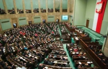 Sejm uchwalił specustawę. Dodatkowe 281,8 mln zł na sprzęt medyczny.