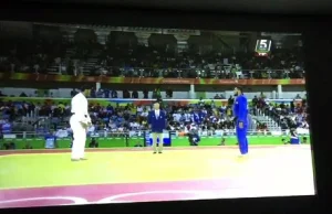 Egipski judoka odmawia podania ręki Izraelskiemu zawodnikowi