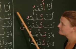 Rektor z Hamburga: Niemieckie dzieci powinny obowiązkowo uczyć się arabskiego