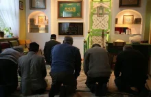Polscy muzułmanie nie chcą już modlić się za Dudę