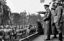 Hitler w Warszawie