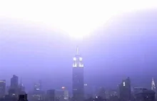 Empire State Building: Aż TRZY uderzenia pioruna jednej nocy! [WIDEO