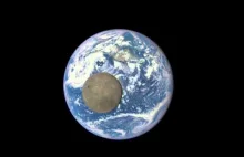Tranzyt księżyca na tle ziemi