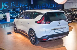 Diesel w Renault Espace przekracza limit emisji