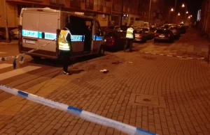 LEGNICA. Zaatakował policjantów mieczem