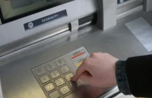 Nie musisz przepłacać za korzystanie z bankomatu