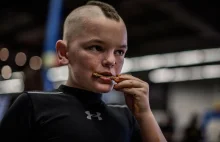 Ośmiolatki w klatce. Kontrowersyjny świat dziecięcego MMA