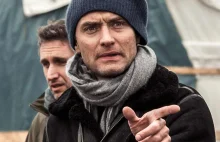 Jude Law i jego ekipa zaatakowani i okradzeni przez imigrantów w obozie Calais