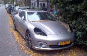 Masowo kradną reflektory do Porsche, bo...