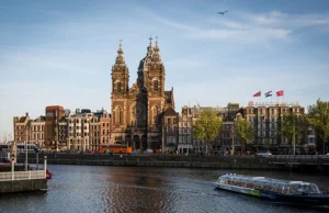 "Przegląd": Holandia - Kraj pustych kościołów