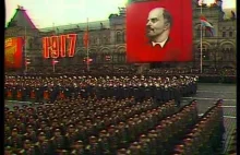 45 minutowy zapis parady Sowieckiej Armii z 1975 roku na Placu Czerwonym