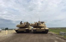 Sto czołgów oraz 900 innych pojazdów US Army dobija do gdańskiego portu.