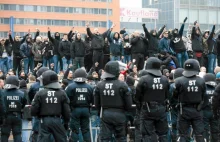 Mieszkańcy Frankfurtu nad Odrą zatrzymali marsz neonazistów na granicy PL-DE