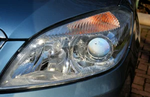 Oświetlenie w samochodzie - jak poprawić skuteczność reflektorów? -...