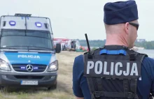 Samosąd w Mrowinach? Policja stanowczo dementuje. Doszło do podpalenia krzewów?