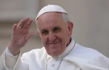 Papież chciał lecieć rejsowym samolotem