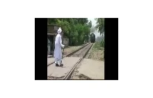 Gandalf igra z pociągiem