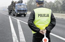 Trzynastu policjantów Komendy Wojewódzkiej w Poznaniu zatrzymanych za łapówy