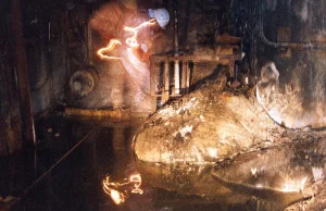 Czarnobyl - dziwne zdjęcie z wnętrza sarkofagu.