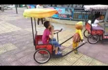 Karły tragarzami wózków dla dzieci w Chinach