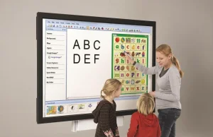 CTouch – nowoczesna tablica interaktywna LCD