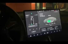 Zhackowana Tesla Model 3 działa na Ubuntu