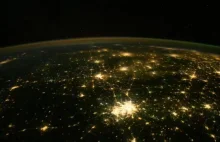 Ziemia widziana z międzynarodowej stacji kosmicznej +Zorza polarna