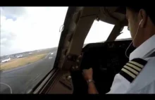 Jak trudne lądowanie w turbulencjach wygląda z kabiny pilota