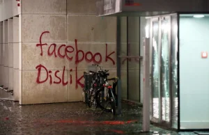 Niemiecka siedziba Facebooka zdemolowana