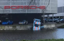 Pechowy dzień dla dealera Porsche z Amsterdamu