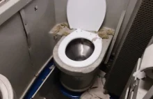 Jak wygląda toaleta w pociągu z kraju 3-ciego świata? Właśnie tak.