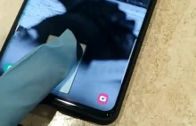 Czytnik w Galaxy S10 oszukany za pomocą odcisku zdjętego z kieliszka
