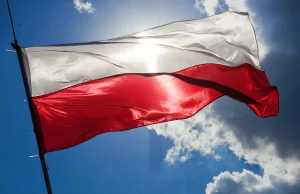 Dlaczego polska flaga jest biało-czerwona? A właściwie karmazynowo-srebrna?