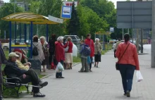 Dostał 1000 zł mandatu za palenie na przystanku autobusowym!