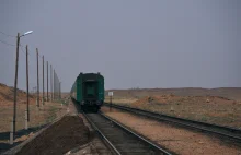 30 dni na dzikim, mongolskim stepie i pustyni by polować na... pociągi