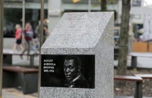 Odsłonięto kamień poświęcony jedynemu czarnoskóremu Powstańcowi Warszawskiemu