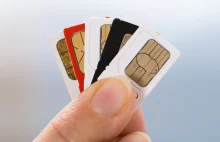 Podrabiają karty SIM i kradną setki tysięcy zł. Nowe oszustwo w Polsce