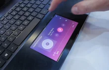 Ekran w gładziku laptopa? Ten w Asus ZenBook Pro 15 UX580 robi wrażenie