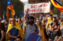 Kataloński parlament zagłosował za oderwaniem się od Hiszpanii. Nie...