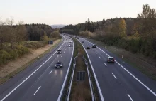 Jechał obwodnicą niemal 300 km/h. Dostał 5 tys. zł kary