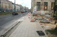 Kamienica do rozbiórki, a chodnik do remontu... Absurd w Łodzi