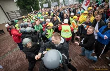 Zamieszki po proteście górników w Brzeszczach