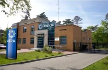 Miliard złotych na nowe logo policji, a na benzynę do radiowozów brakuje