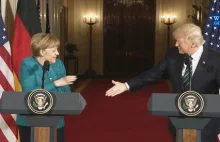 Handshake! Prowokacja mass mediów wobec Trumpa