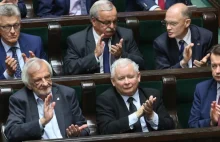 PiS spełnia obietnice. Ustawa o wynagrodzeniu w wysokości 12 zł/godz....