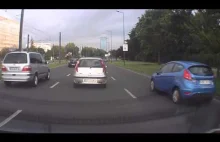 Fiat Punto "Kierowca" z Krakowa próbuje spowodować kolizję