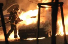 Ponad tysiąc aut spalonych we Francji w noc sylwestrową.