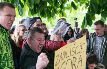 Wrocław: Protest przed komisariatem policji, 9 osób zatrzymanych.